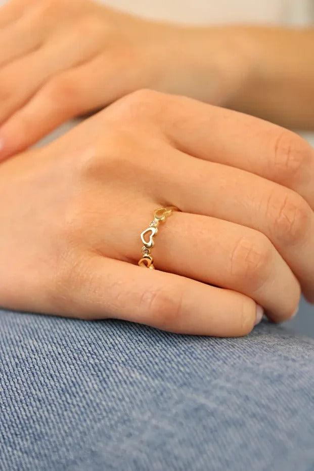 14 Carat Gold Heart Stone Ring