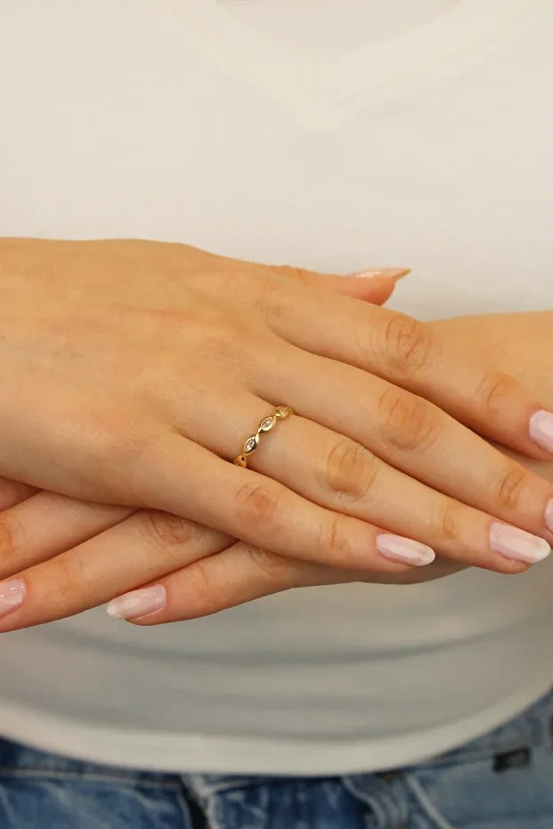 14 Carat Gold Stone Drop Ring