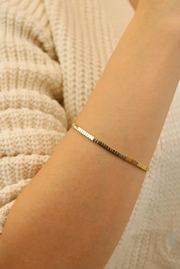 Oval Array Elegant Women's Bracelet 14 Carat Gold Bracelet 18 cm 5.06 grams