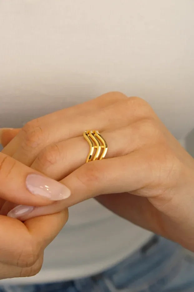 14 Carat Gold Zigzag Ajda Model Ring
