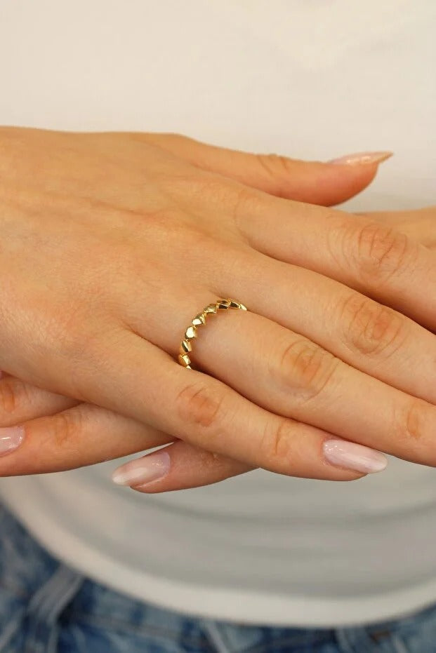 14 Carat Gold Row Heart Ring