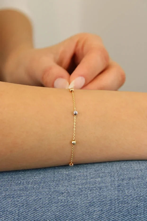 14 Carat Gold Dorika Very Elegant 3 Color