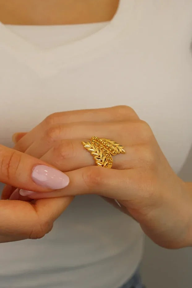 14 Carat Gold Virgo Model Dorika Ring