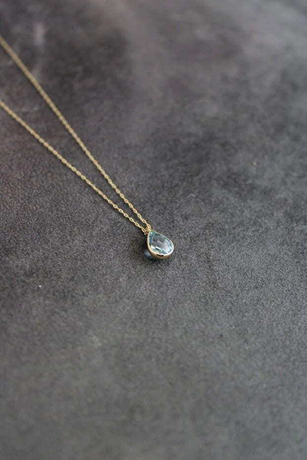 14 Carat Gold Light Blue Crystal Necklace