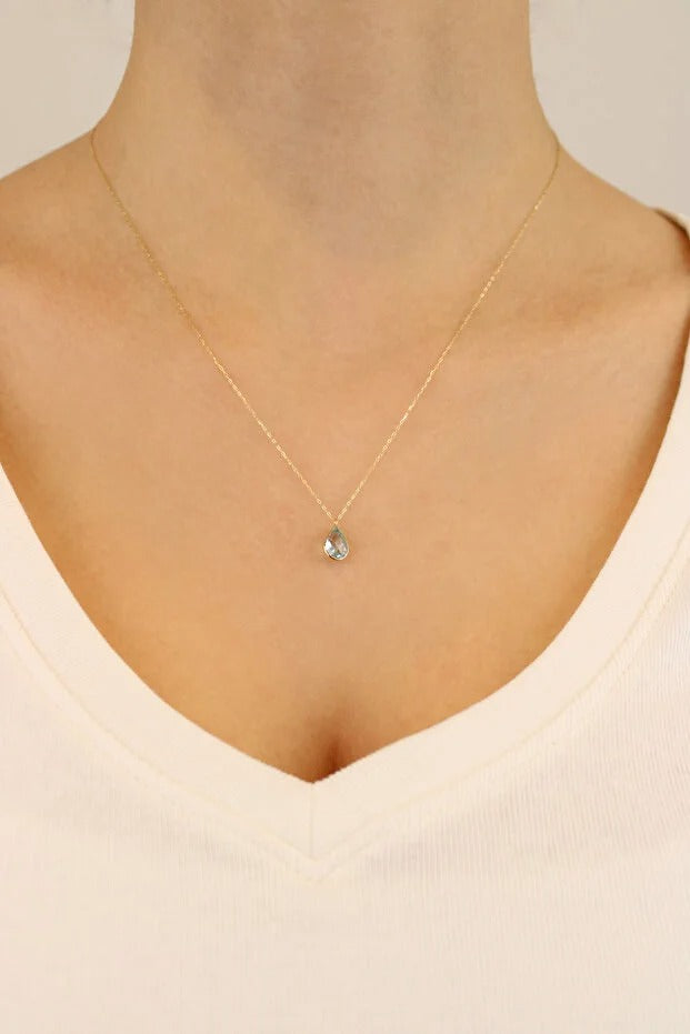 14 Carat Gold Light Blue Crystal Necklace