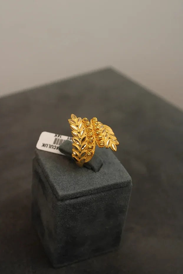 14 Carat Gold Virgo Model Dorika Ring