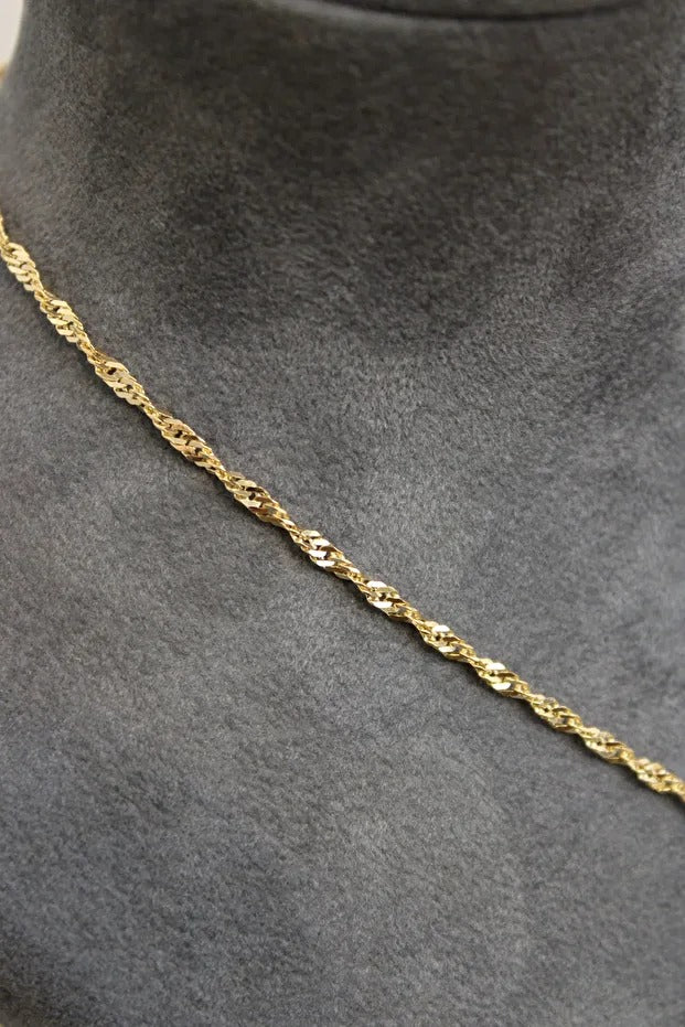 14 Carat Gold Clover Pen Medallion Necklace Chain