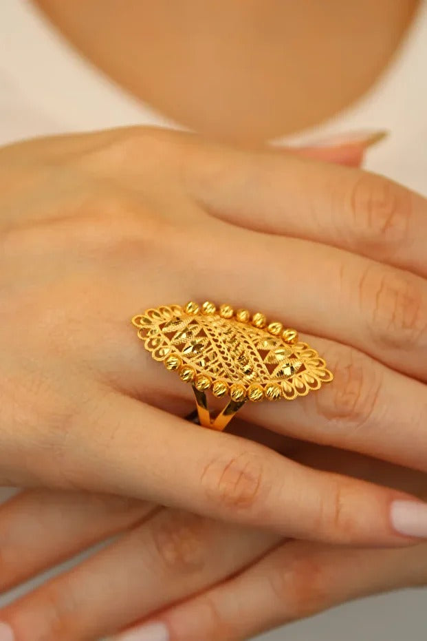 Indian Gold Ring 14 Carat 3.56 grams