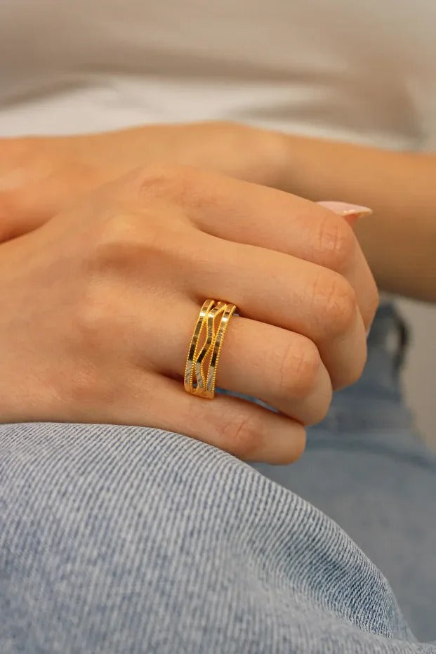 14 Carat Three Color Ring Dorika