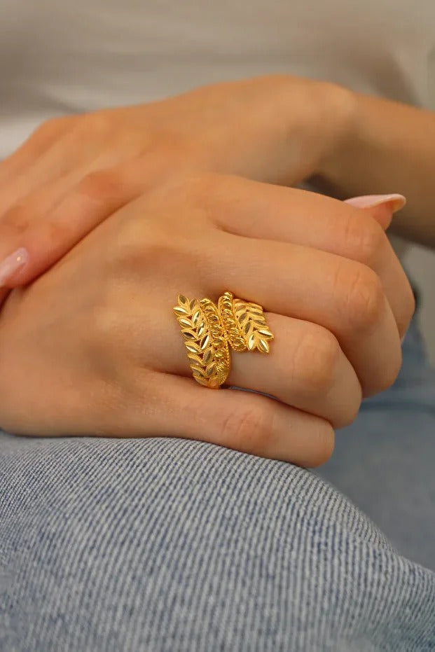 14 Carat Gold Virgo Model Dorika Ring