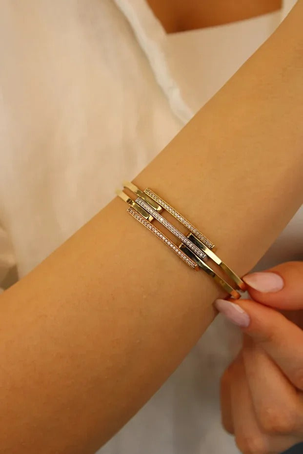 14-carat Gold 3-Color Detailed Rib Cuff