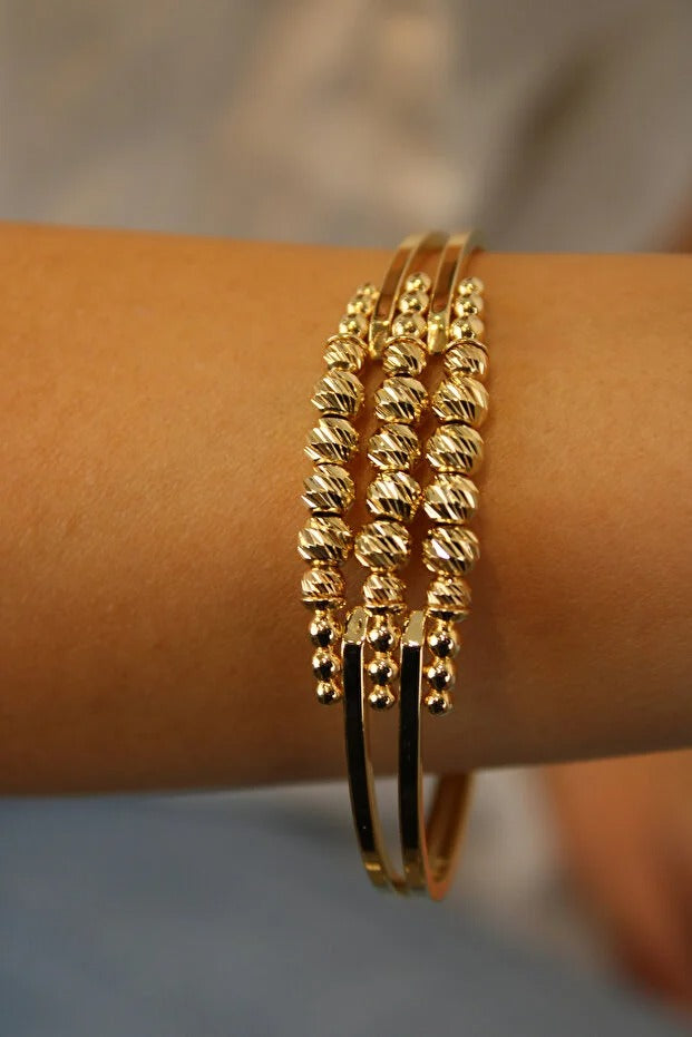 14 Carat Cuff Bracelet Dorika Bulk Gold