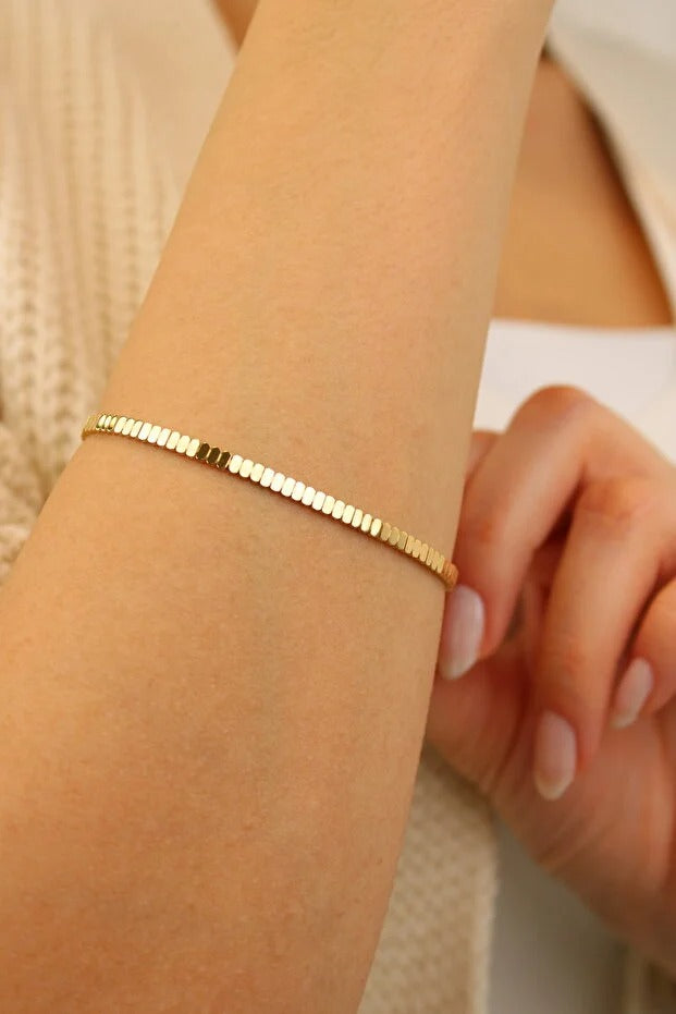 Oval Array Elegant Women's Bracelet 14 Carat Gold Bracelet 18 cm 5.06 grams