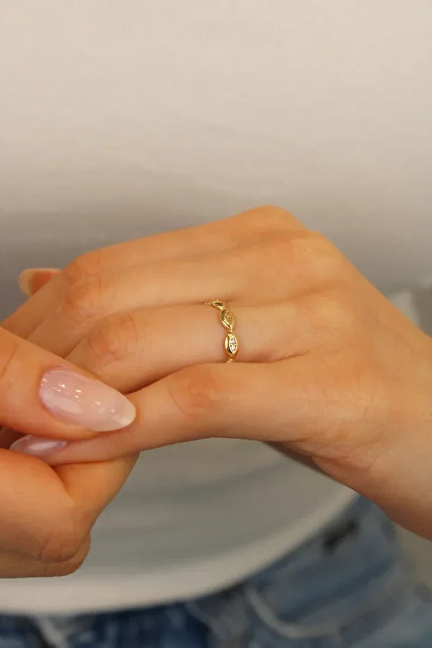 14 Carat Gold Stone Drop Ring