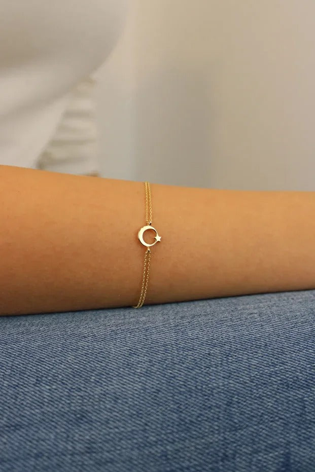 14 Carat Gold Crescent Star Bracelet Elegant