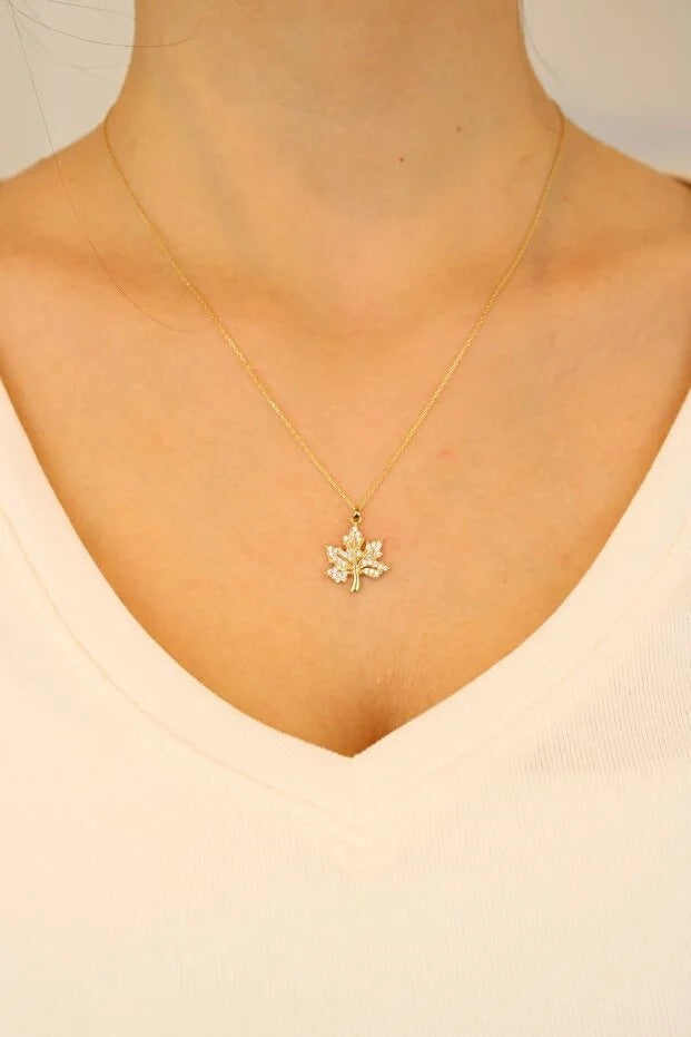 Plane Leaf Necklace 14 carat