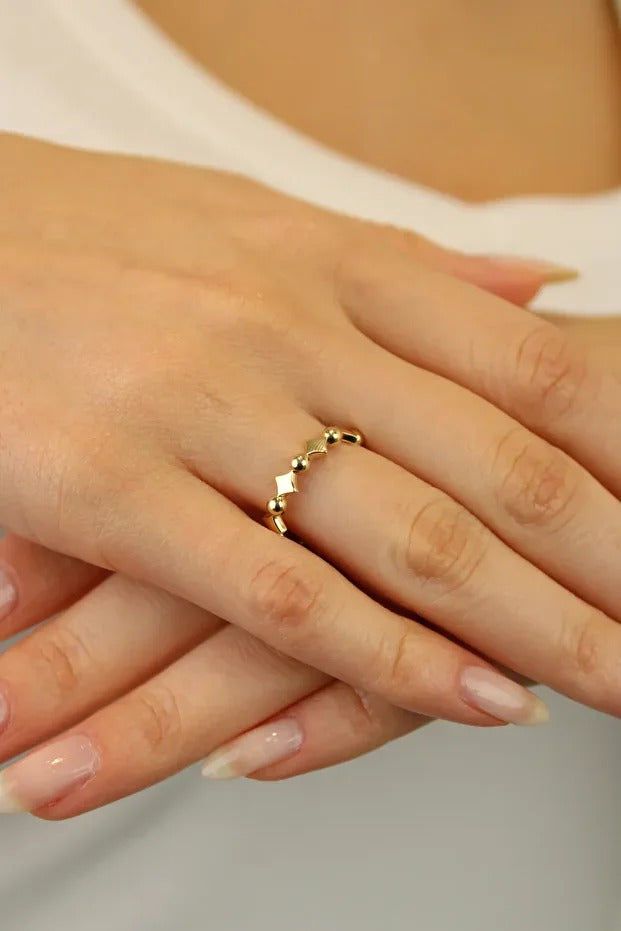 14 Carat Gold Symmetrical Joint Ring