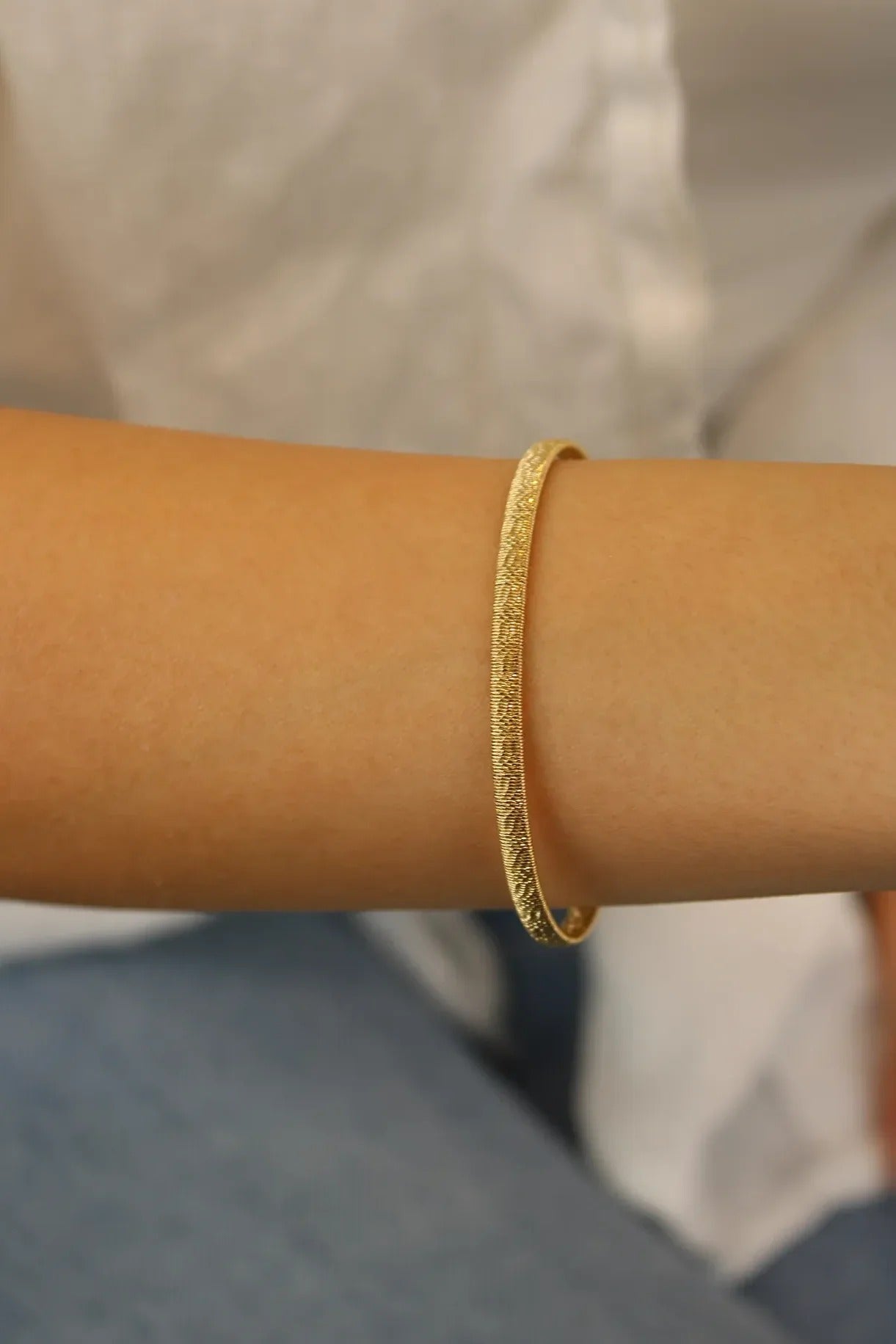 14 Carat Gold Flexible Shiny Cuff
