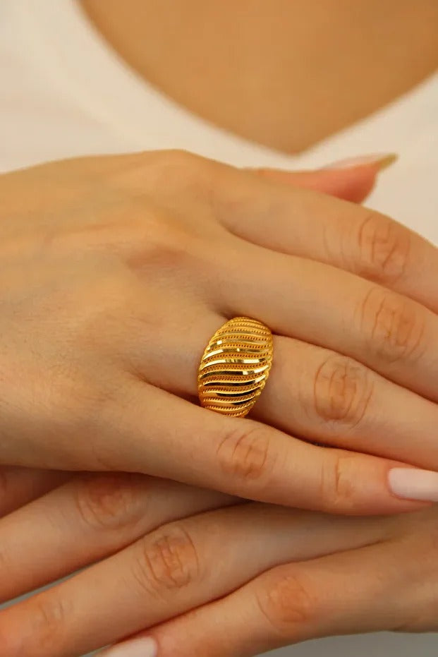 Line Detail Gold Ring 14 Carat Ring