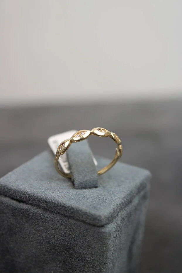 14 Carat Gold Stone Drop Ring