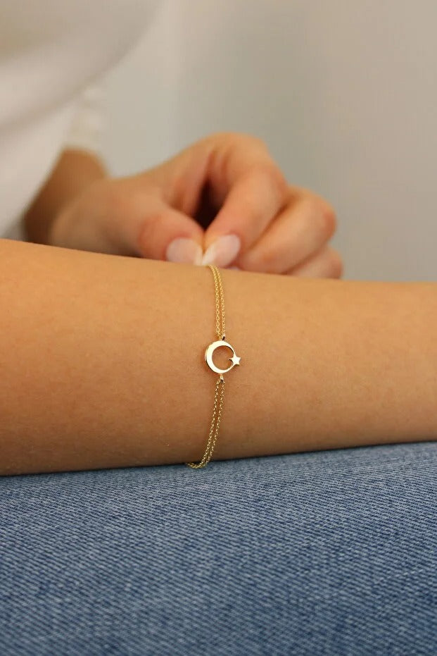14 Carat Gold Crescent Star Bracelet Elegant
