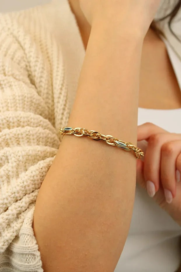 Enameled Hallow Bracelet 14 Carat Gold Bracelet 20cm 11.03 grams