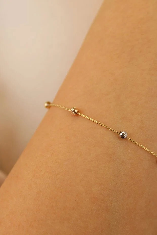 14 Carat Gold Dorika Very Elegant 3 Color