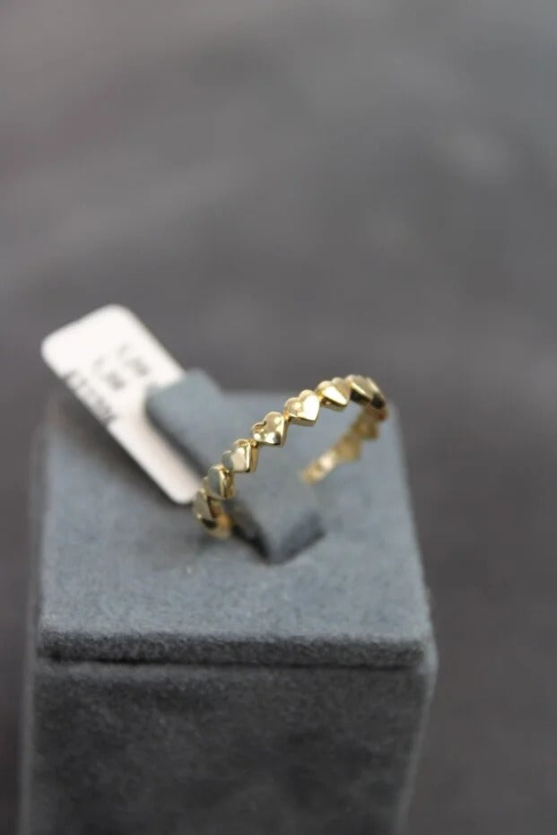 14 Carat Gold Row Heart Ring