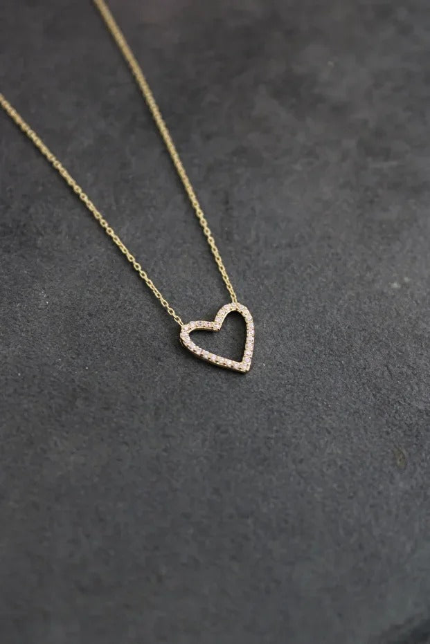 14 Carat Thin Elegant Heart Necklace