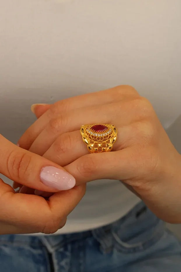 14 Carat Gold Red Stone Pen Ring